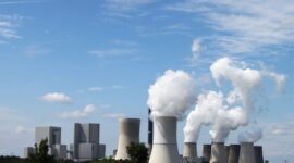 Pembangkit Listrik Tenaga Panas Bumi. (Pexels.com/NGSOFT IT)