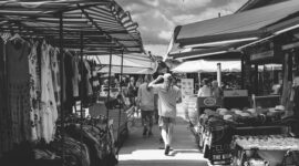 Ilustrasi Bazar UMKM. (Pexel..com/Lachlan Ross)