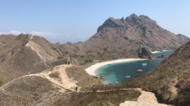 Pulau Komodo. (Dok. http://ksdae.menlhk.go.id/)