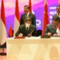 Penandatanganan dokumen kerja sama antara pemerintah Indonesia dan Tiongkok. (Dok. Setkab.go.id)
