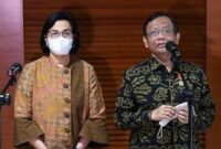 Menteri Keuangan Sri Mulyani Indrawati dan Menko Polhukam Mahfud MD.