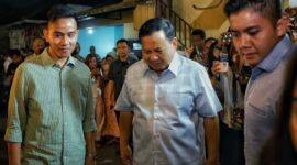 Ketua Umum Parta Gerindra Prabowo Subianto bersama Wali Kota Solo Gibran Rakabuming. (Dok. Tim Media Prabowo Subianto)
