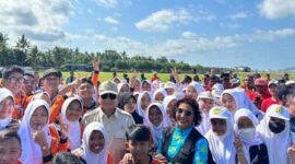 Menteri Pertahanan RI Prabowo Subianto dalam kunjungan kerjanya ke Pangandaran. (Instagram.com/@susipujiastuti115)