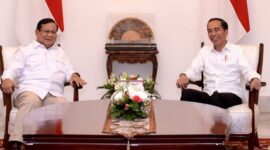 Presiden Jokowi dengan Menteri Pertahanan Prabowo Subianto. (Dok. Setkab.go.id)
