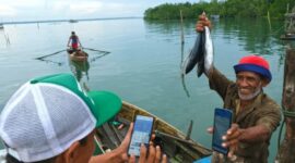 BRI Group terbukti memberikan dampak signifikan pada inklusi keuangan Indonesia dengan berhasilnya Holding UMi menjangkau nasabah yang lebih luas yakni, sebanyak 1,2 juta nasabah. (Dok. BRI)