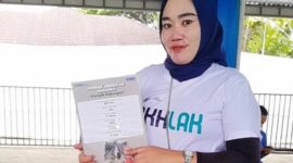 Pemilik Kerupuk Rajungan Mama Muda, Rita. (Dok. BRI)