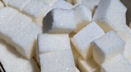 Direktur PT SMIP pada tahun 2021 telah memanipulasi data importasi gula kristal mentah dengan memasukkan gula kristal putih. (Pixabay.com/Alexei_other)