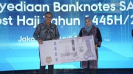 BRI kembali terpilih sebagai pemenang proses bidding penyediaan uang kertas asing (banknotes) Saudi Arabian Riyal (SAR) untuk living cost jamaah haji Indonesia tahun 2024. (Dok. BRI)