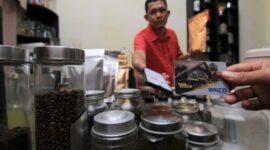 BRI mencatat kenaikan jumlah transaksi uang elektronik BRIZZI pada momen Ramadan dan Lebaran tahun 2024 kali ini. (Dok. BRI)