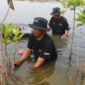 Melalui Program BRI Menanam - Grow & Green Penanaman, bantuan bibit mangrove tersebut diharapkan dapat memberi dampak positif bagi lingkungan khususnya memulihkan ekosistem di wilayah Muaragembong. (Dok. BRI)