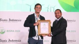BRI mendapatkan penghargaan Platinum dalam ajang Bisnis Indonesia Corporate Social Responsibility Awards (BISRA) 2024 untuk program unggulan yaitu “Yok Kita GAS – Gerakan Anti Sampah”. (Dok. BRI)