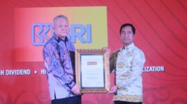 BRI mendapatkan 4 penghargaan, yakni sebagai Main Index, High Dividend, High Growth, dan High Market Capitalization pada ajang Malam Apresiasi Emiten 2024, (26/7/2024). (Dok. BRI)