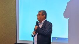 Foto : Sambutan NS. Aji Martono, Komisioner Badan Nasional Sertifikasi Profesi (BNSP) di Pelatihan Asesor Kompetensi LSP Pasar Modal di Cosmos Amarosa Hotel, Antasari, Jakarta (12/8/12). (Doc.Ist)