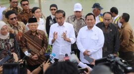 Rapat perdana Sidang Kabinet bersama Jokowi beserta menteri Kabinet Indonesia Maju di IKN, Kalimantan Timur. (Dok. Tim Media Prabowo)