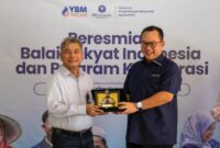 BRI melalui Yayasan Baitul Maal BRILiaN (YBM BRILiaN) dan IPB University melalui Direktorat Pengembangan Masyarakat Agromaritim meresmikan Balai Rakyat Indonesia. (Dok. BRI)