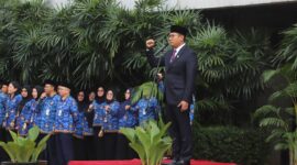 Wakil Menteri Pertanian (Wamentan), Sudaryono saat memimpin upacara Hari Kesaktian Pancasila. (Dok. Kementan)