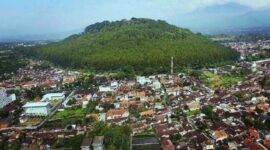 Gunung Tidar. (Facebook.com @Pendaki Jadul)