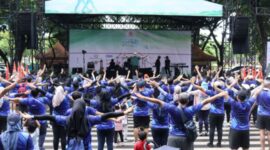 Kegiatan Kafegama Fun Walk 2024 sukses diselenggarakan pada Minggu, 8 Desember 2024 di Kawasan Taman Mini Indonesia Indah Jakarta. (Dok. BRI).