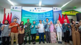 Keterangan Foto : Gubernur DKI Jakarta, Pramono Anung (tengah berbaju putih) saat menghadiri peluncuran JakMob di Jakarta/Doc/istimewa