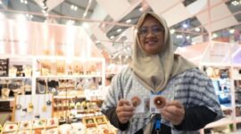 Mampu menyulap kawat tembaga menjadi perhiasan cantik dan eksklusif, brand Diamonte sukses menembus pasar. (Dok. BRI)