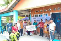 BRI bergerak cepat salurkan bantuan untuk korban gempa di Poso! Bantuan ini wujud kepedulian BRI agar masyarakat terdampak dapat segera pulih. (Dok. BRI)