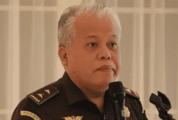Kepala Pusat Penerangan Hukum Kejagung, Harli Siregar, umumkan hasil lelang aset Benny Tjokro. (Dok. story.kejaksaan.go.id)