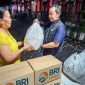 Banjir melanda Bali dan NTT. BRI bergerak cepat melalui program BRI Peduli menyalurkan bantuan tanggap bencana, pastikan masyarakat terdampak segera pulih. (Dok. BRI)