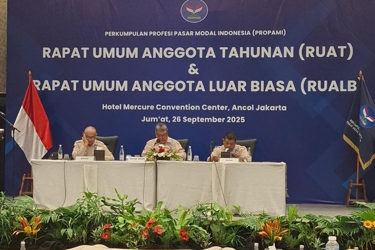 Foto : Suasana sidang pleno RUAT–RUALB PROPAMI 2025 di Jakarta, Jumat (26/9), yang dihadiri pengurus, anggota, serta perwakilan OJK, BEI, KSEI, dan KPEI. (Doc.Ist)