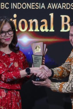 Bank Jakarta Raih Penghargaan Regional Banking ESG Excellence Awards 2025